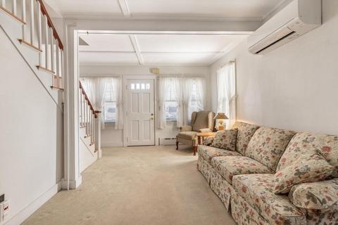 3 Elizabeth Rd, Gloucester, MA 01930 photo 6