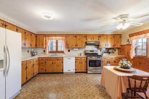 3 Elizabeth Rd, Gloucester, MA 01930 photo 14