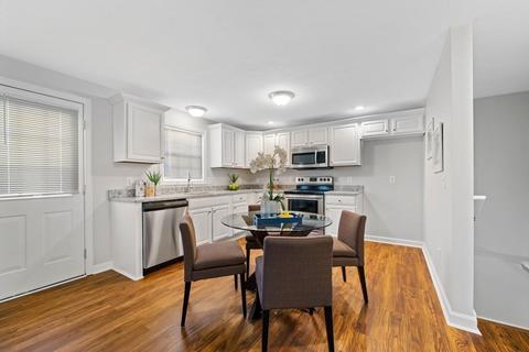 13 Clarkson St, Worcester, MA 01604 photo 3