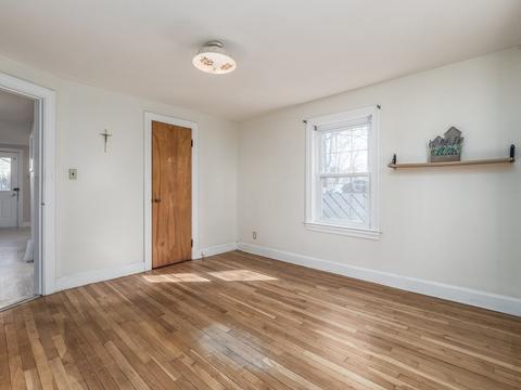 10 Bates Rd, Gardner, MA 01440 photo 16