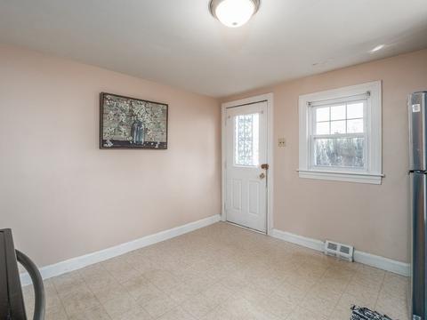10 Bates Rd, Gardner, MA 01440 photo 13