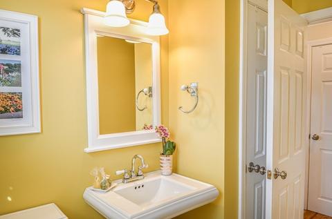 70 Beech St, Franklin, MA 02038 photo 8