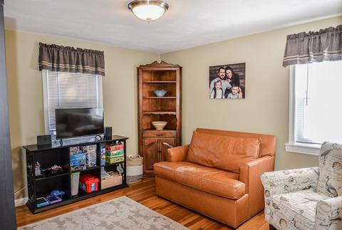 70 Beech St, Franklin, MA 02038 photo 9