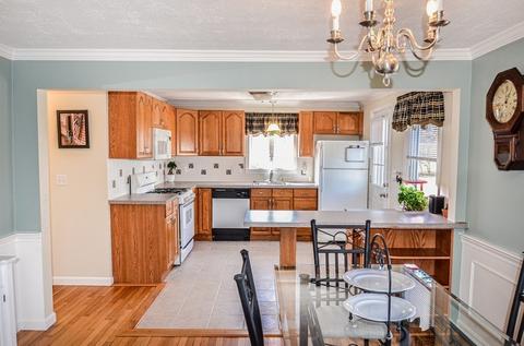 70 Beech St, Franklin, MA 02038 photo 3