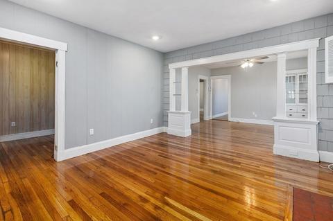 20 Mohan St, Everett, MA 02149 photo 2