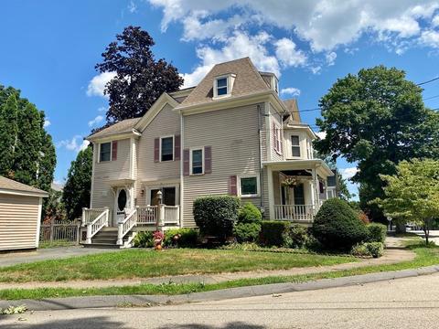 16 Chester St, Danvers, MA 01923 photo 2