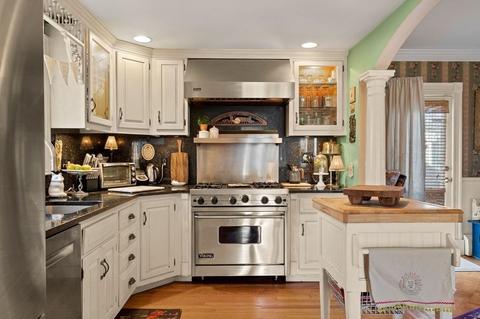 16 Chester St, Danvers, MA 01923 photo 6