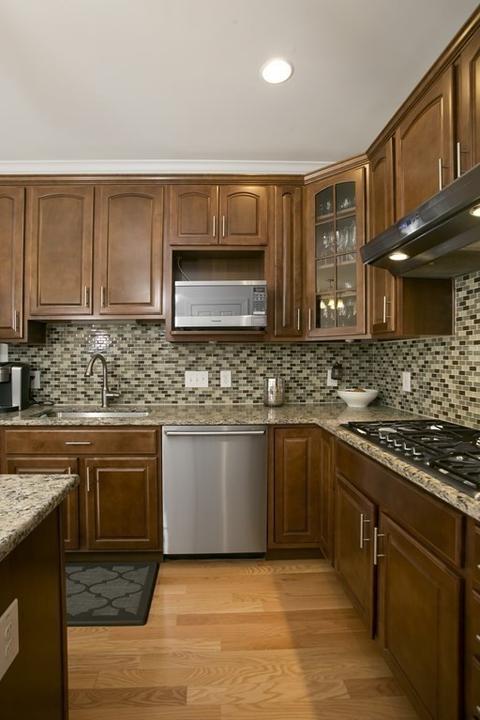 87 Vincent Rd, Dedham, MA 02026 photo 9