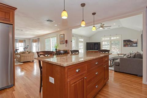 48 Plimpton St, Walpole, MA 02081 photo 8
