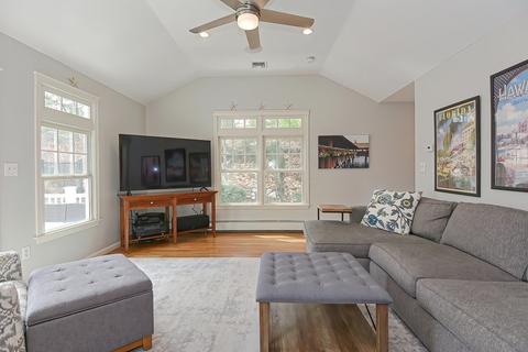48 Plimpton St, Walpole, MA 02081 photo 12
