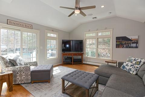 48 Plimpton St, Walpole, MA 02081 photo 11