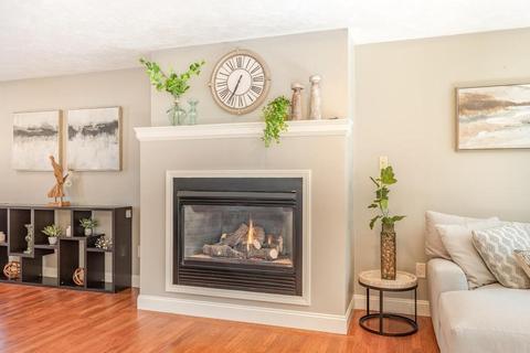 19 Dyer, Millis, MA 02054 photo 7