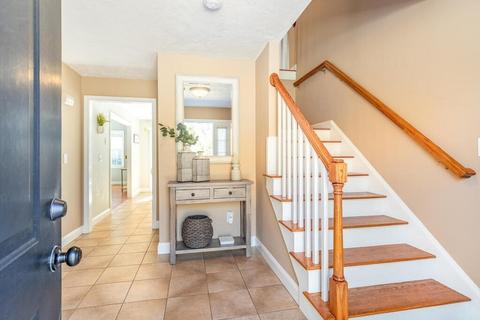 19 Dyer, Millis, MA 02054 photo 2