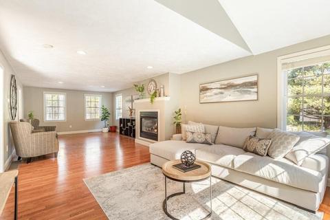 19 Dyer, Millis, MA 02054 photo 9