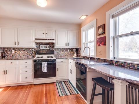 13 Chapel St, Gloucester, MA 01930 photo 16