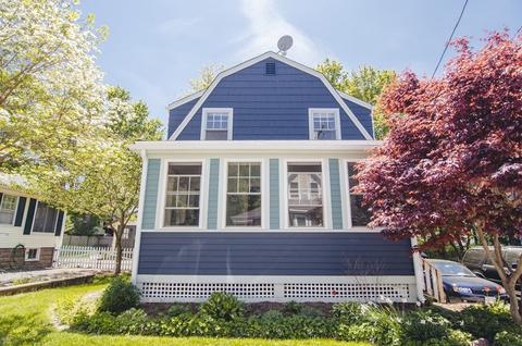 13 Chapel St, Gloucester, MA 01930 photo 3