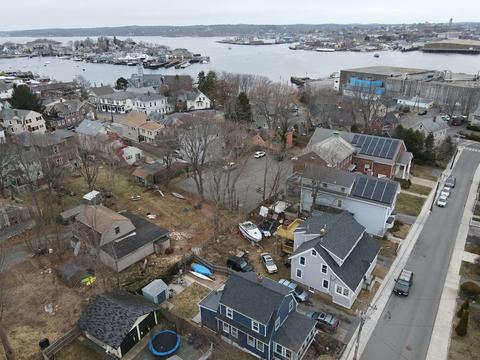 13 Chapel St, Gloucester, MA 01930 photo 36