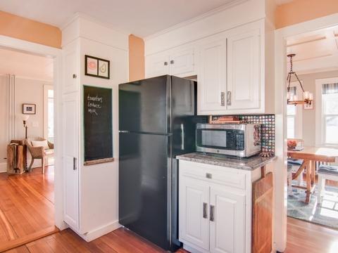 13 Chapel St, Gloucester, MA 01930 photo 17