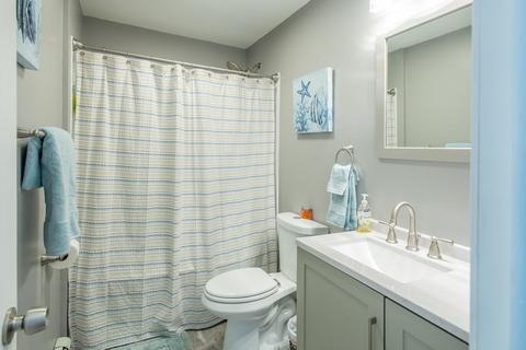 33 Green St, Gloucester, MA 01930 photo 16