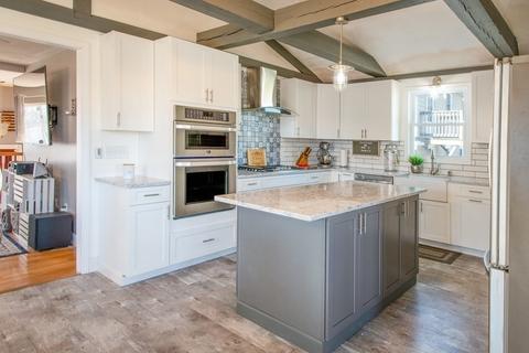 33 Green St, Gloucester, MA 01930 photo 8