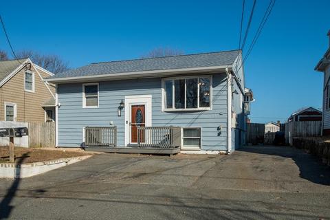 33 Green St, Gloucester, MA 01930 photo 2
