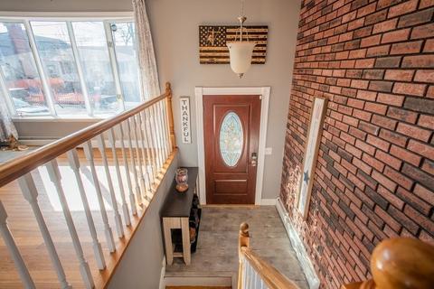 33 Green St, Gloucester, MA 01930 photo 12
