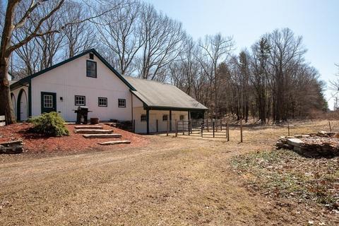 55 Town Farm Rd, Sutton, MA 01590 photo 3