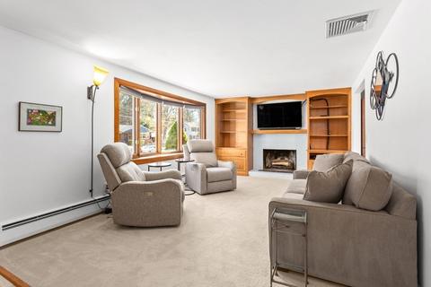 14 Roberta Rd, Sharon, MA 02067 photo 4
