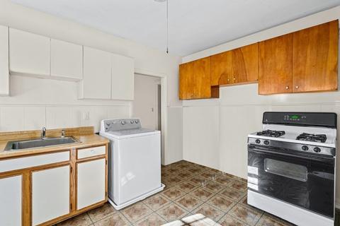 17 Cannell Pl, Everett, MA 02149 photo 22