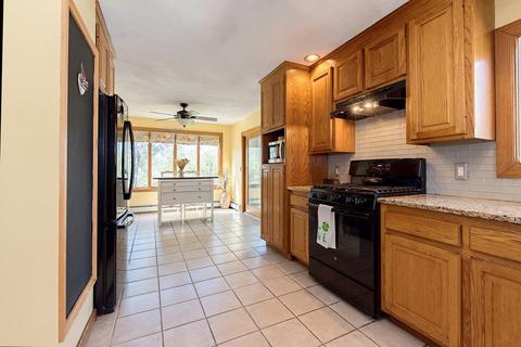 84 Winter St, Walpole, MA 02081 photo 13