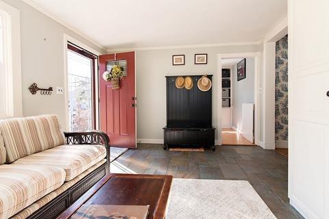 84 Winter St, Walpole, MA 02081 photo 6