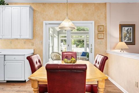 1 Dover Cir, Franklin, MA 02038 photo 15