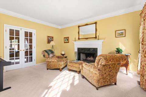1 Dover Cir, Franklin, MA 02038 photo 4