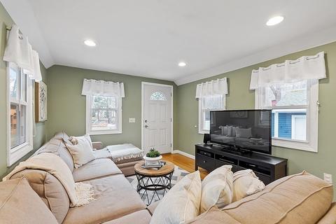 247 Main St, Acton, MA 01720 photo 7