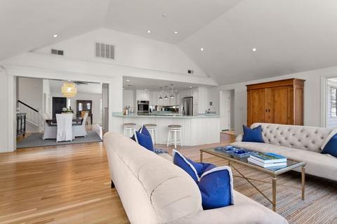 2 Old County Rd, Hingham, MA 02043 photo 8
