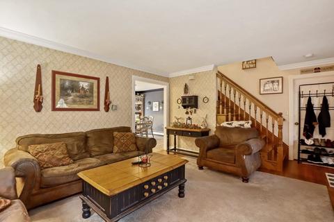 37 Wabash Ave, Worcester, MA 01604 photo 3