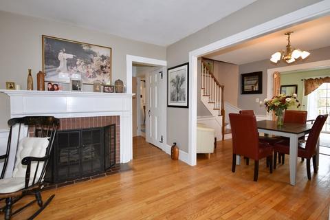 24 Phoenix St, Fairhaven, MA 02719 photo 9