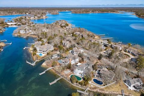 9 Bight Cir, Mashpee, MA 02649 photo 1