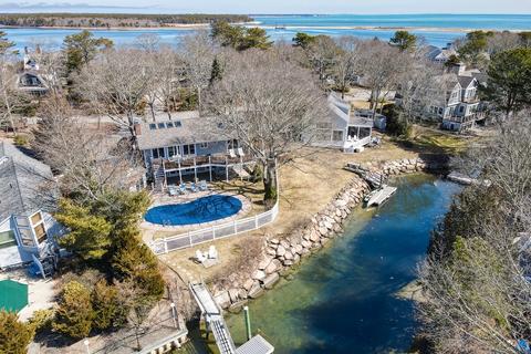 9 Bight Cir, Mashpee, MA 02649 photo 2