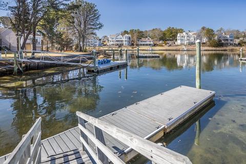 9 Bight Cir, Mashpee, MA 02649 photo 3