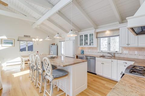 9 Bight Cir, Mashpee, MA 02649 photo 14