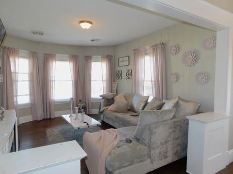586 White St, Springfield, MA 01108 photo 11