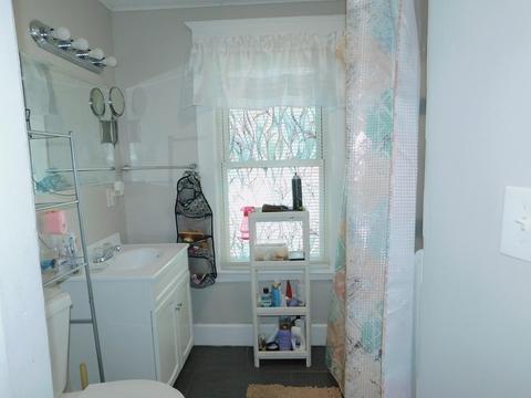 586 White St, Springfield, MA 01108 photo 16