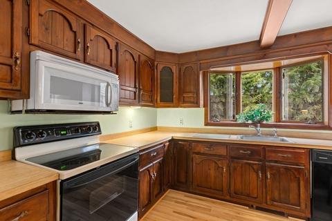 37 Davis Rd, Methuen, MA 01844 photo 13