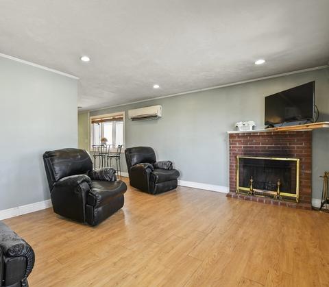 67 Upton Rd, Waltham, MA 02452 photo 3