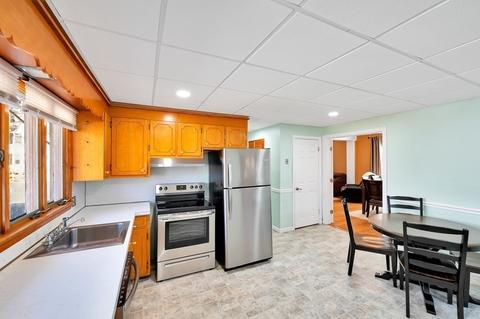 13 Bonner St, Chicopee, MA 01013 photo 10