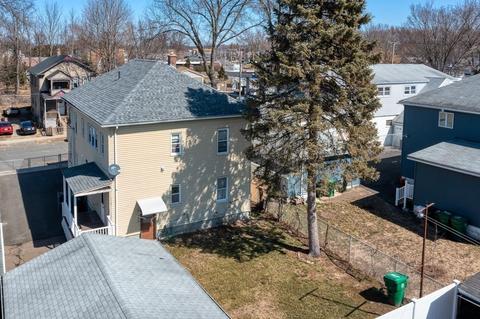 13 Bonner St, Chicopee, MA 01013 photo 2