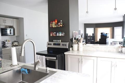 12 Flagg St, Worcester, MA 01602 photo 9