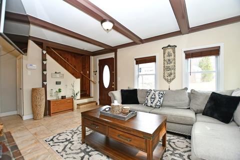 24 Prouty Ln, Worcester, MA 01602 photo 4