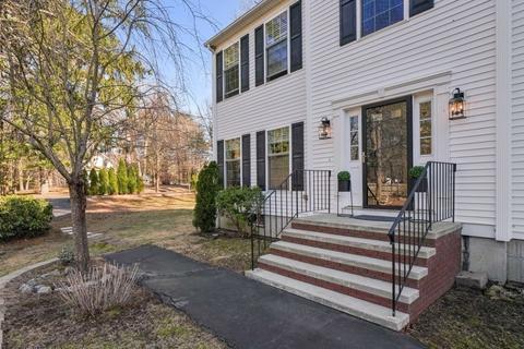 207 Cushing St, Hingham, MA 02043 photo 2